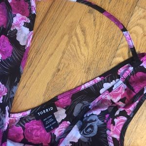 Torrid 2x rose tank: black pink white gray